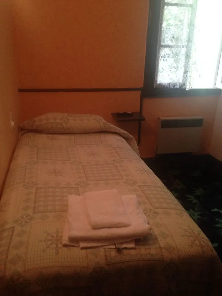 Hotel De Geneve Lourdes